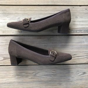 Stuart Weitzman perforated brown suede pum…